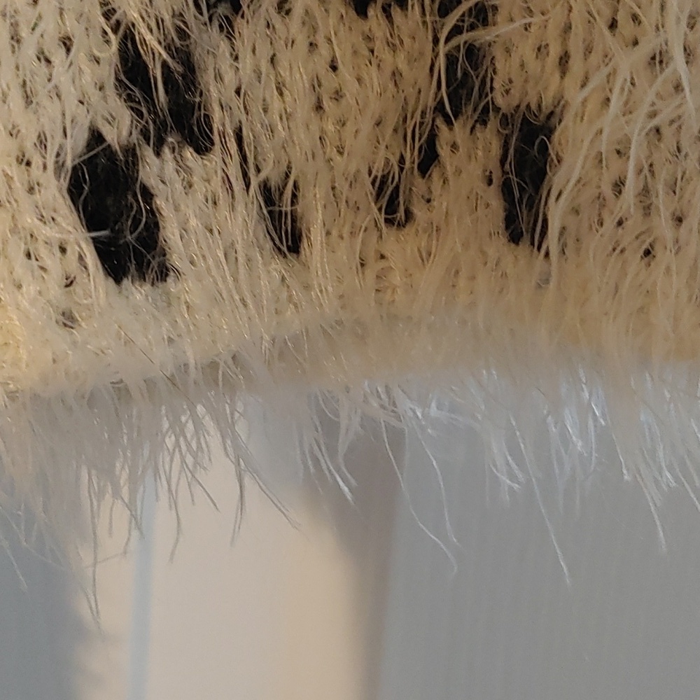 Eyelash Cardigan Women's Sz Small Creamy White And Black Cozy Soft By Outlander - Picture 4 of 7